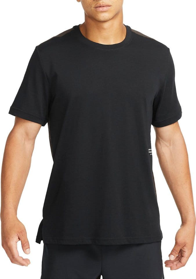 Camiseta Nike Dri-FIT Men s Short-Sleeve Training Top